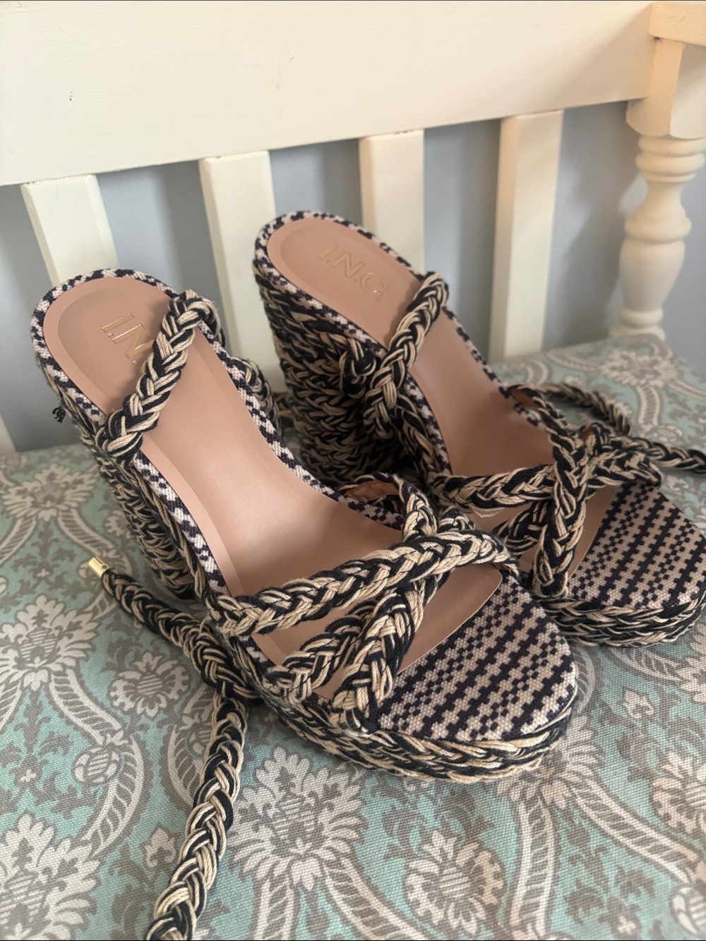 INC International Concepts Black & Cream Braided Rope Wedge Sandals